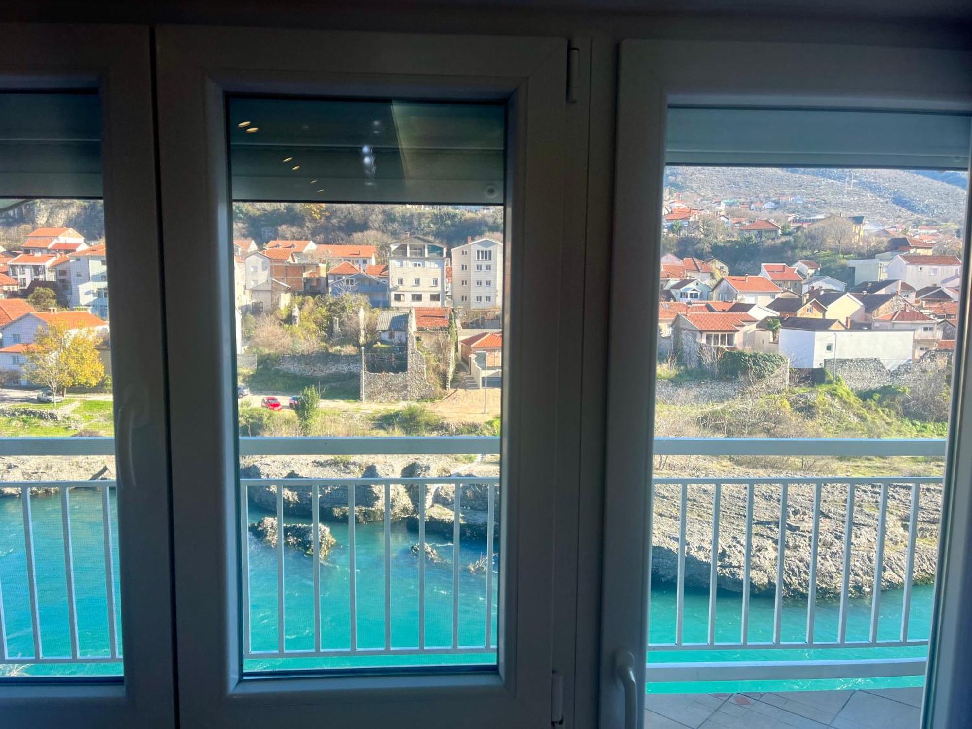 Magic River View Apartment Мостар Экстерьер фото