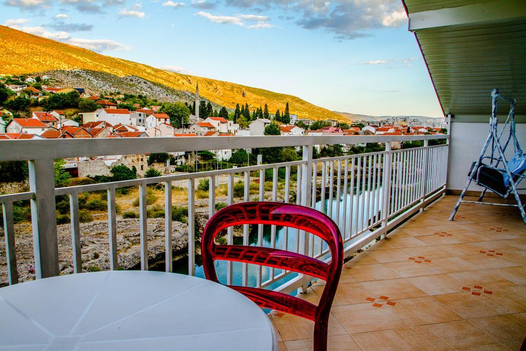 Magic River View Apartment Мостар Экстерьер фото